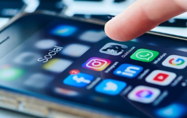 Social Media Brand Tracking